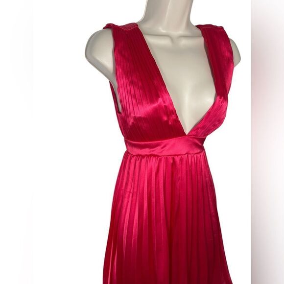 Sincerely Jules Pink Barbiecore Satin Sleeveless Pleated V Neck Mini Dress - Picture 8 of 13